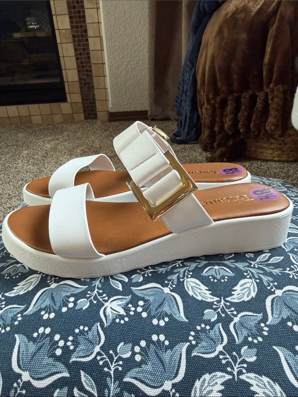NWOT White Double-Strap Slide Sandals - Women's 8.5 - Picture 2 of 5